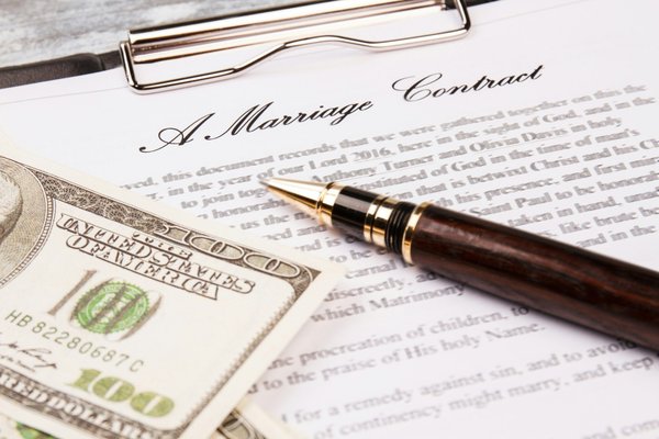 The real meaning behind toll free numbers explained